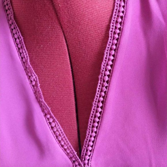 RW&CO size M blouse EUC - Picture 2 of 3